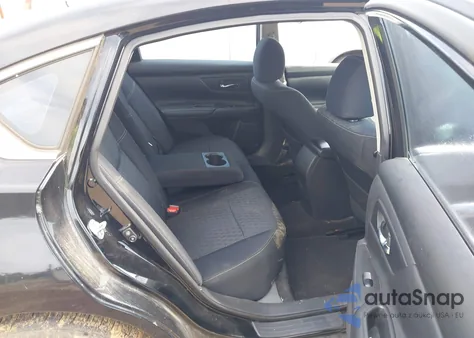 2016 Nissan Altima 2.5/S/Sv/Sl/Sr z USA, uszkodzony, nr VIN 1N4AL3AP0GN358145